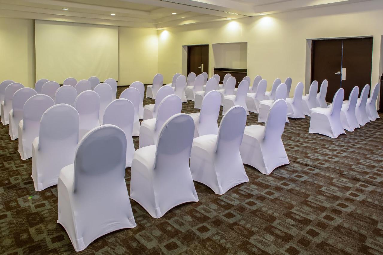 Fiesta Inn Tampico Exterior foto